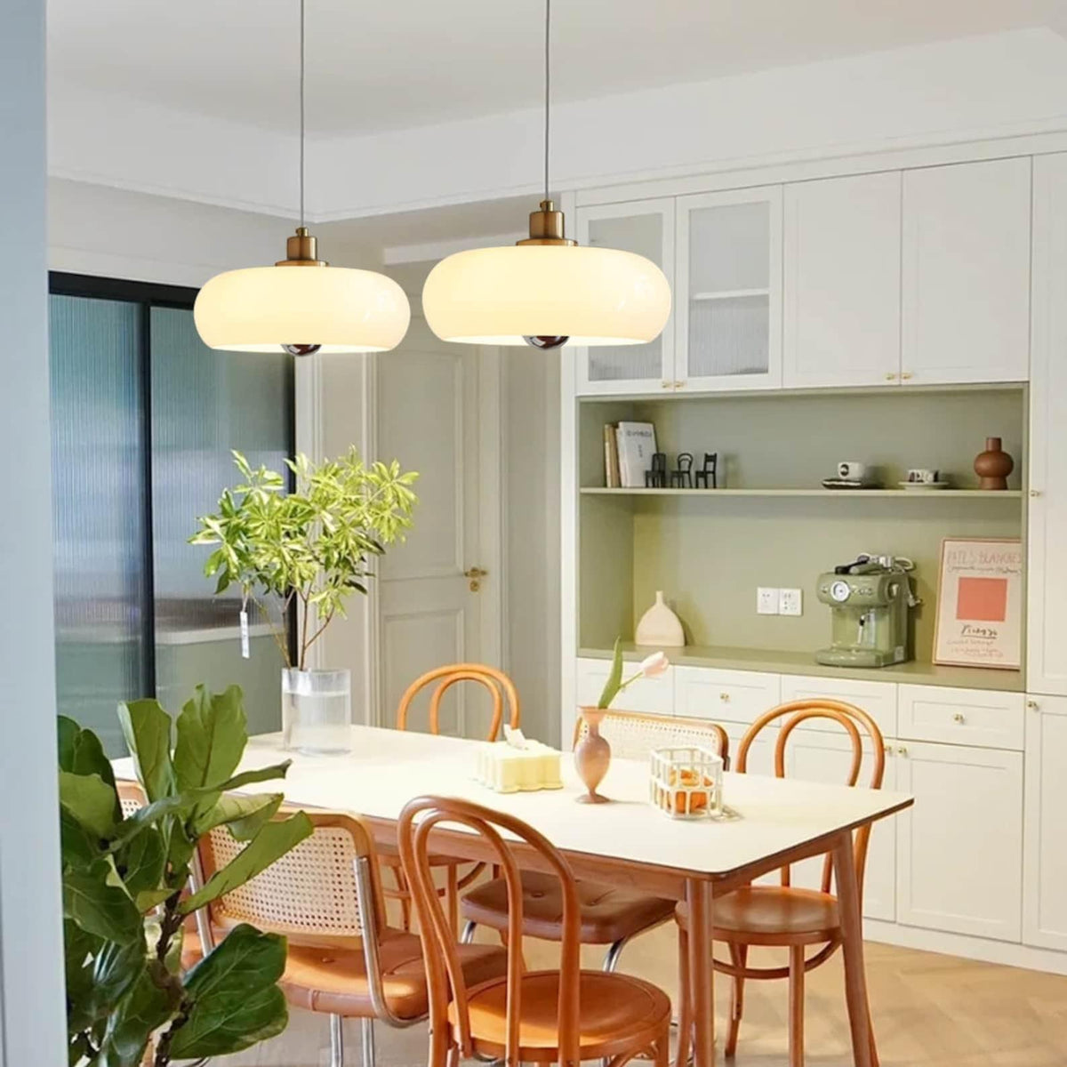LED závěsné svítidlo Bauhaus šetrné k očím do jídelny | livraina