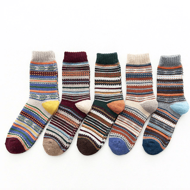 Wool Blend Nordic Socks — Scandinavian Pattern Winter Warmth