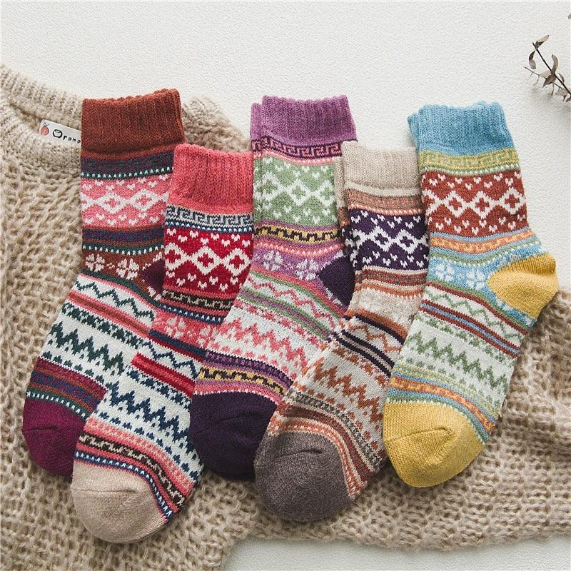 Wool Blend Nordic Socks — Scandinavian Pattern Winter Warmth