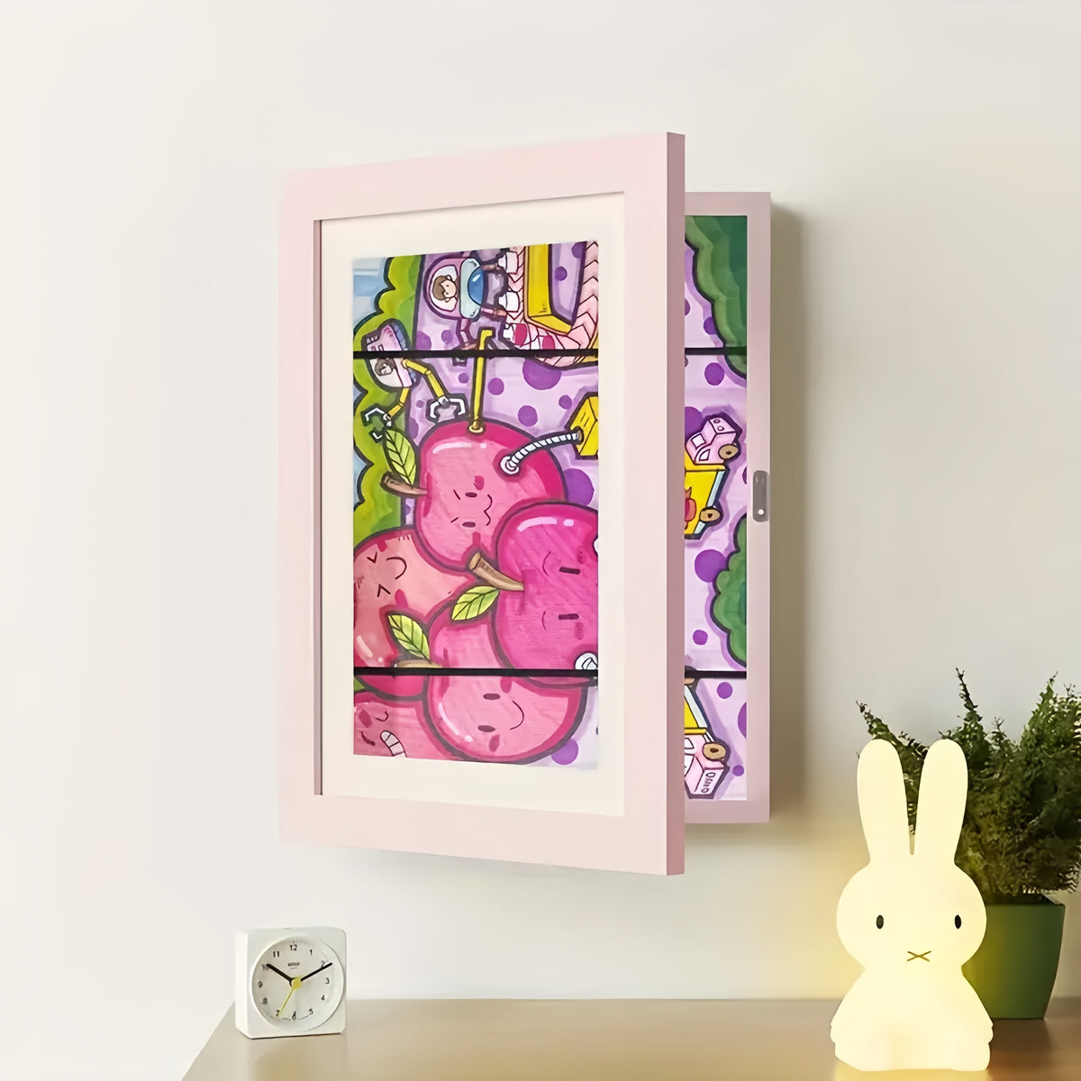 KeepsakeFrame Bilderrahmen zur Präsentation von Kinderkunst — drehbare Galerie