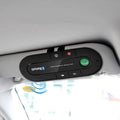 Bluetooth-Freisprecheinrichtung fürs Auto – integrierter Lautsprecher und Mikrofon