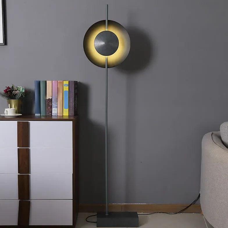 Lámpara de pie industrial retro de hierro para la sala de estar | livraina