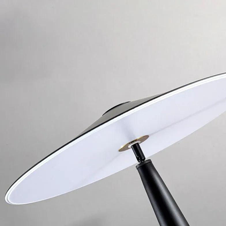 Golvlampa för vardagsrum med nordisk svampdesign | livraina