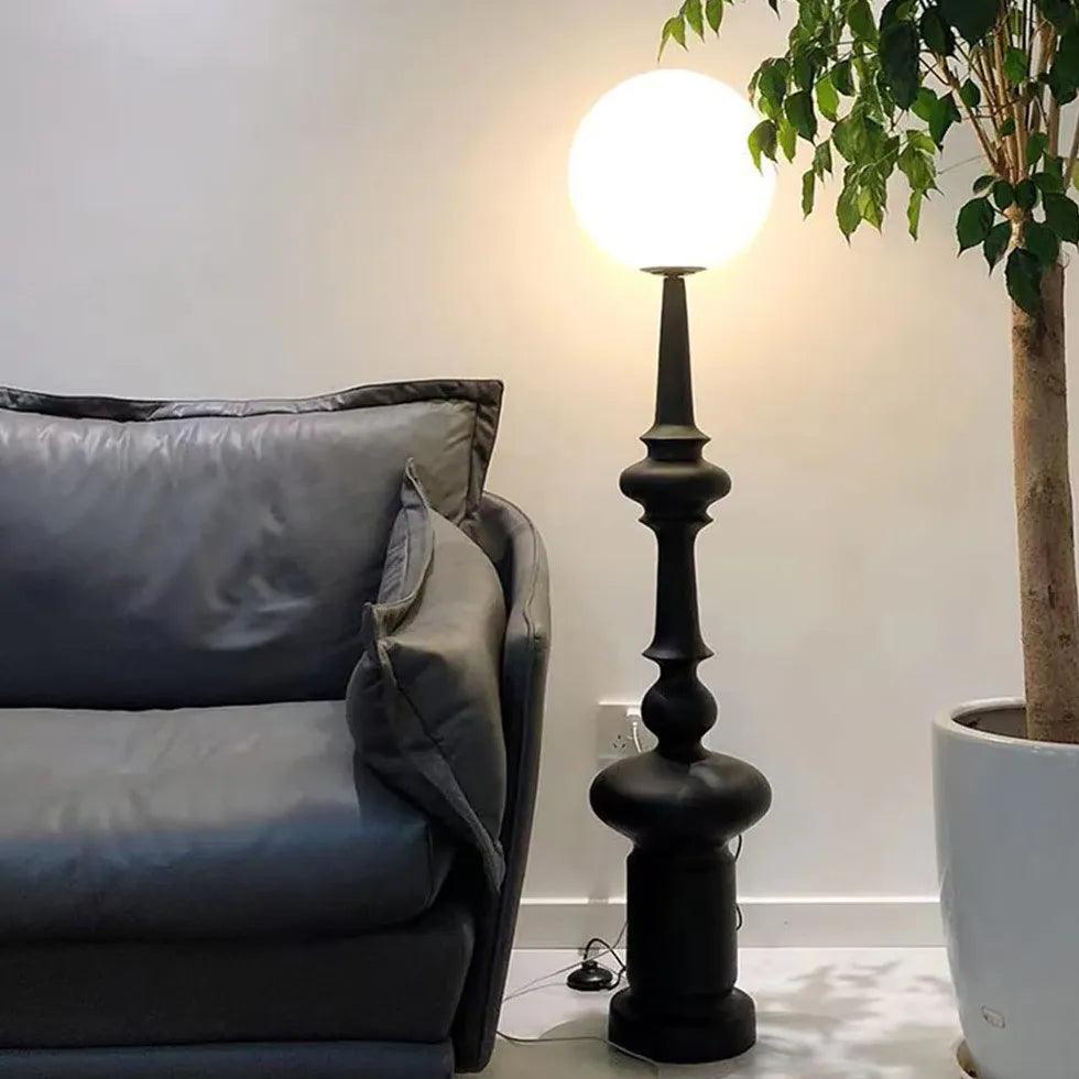 Svart retro romersk søylegulvlampe | livraina