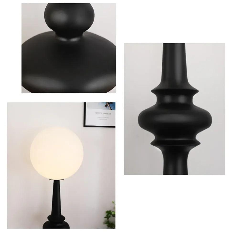 Svart retro romersk søylegulvlampe | livraina