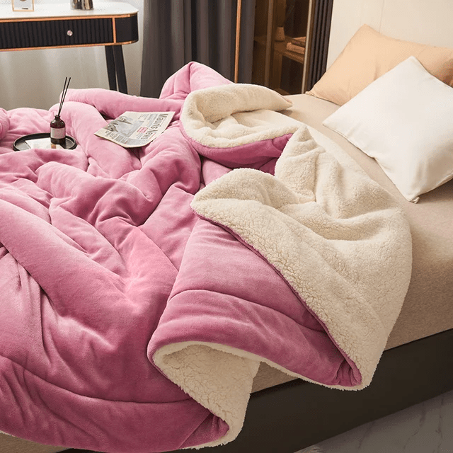 Pătură CozyNest Luxe din flanelă fleece plușată — Căldură și moliciune