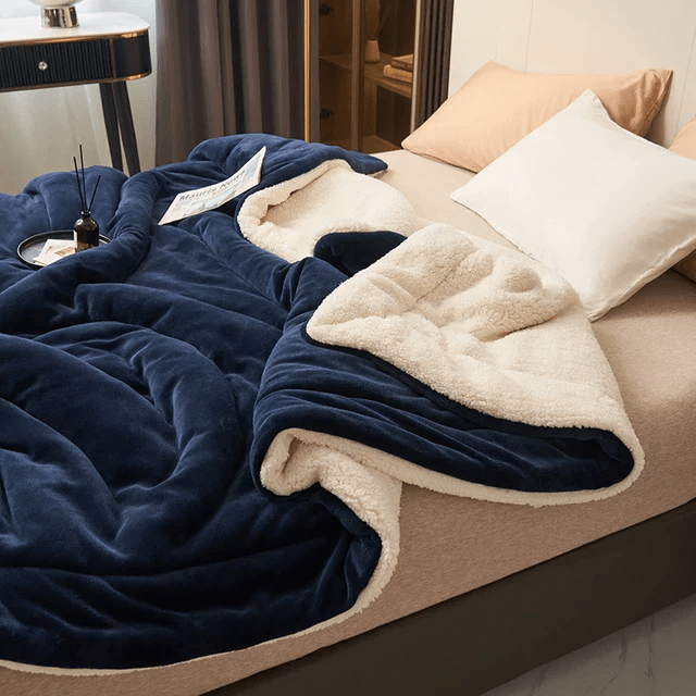 Pătură CozyNest Luxe din flanelă fleece plușată — Căldură și moliciune