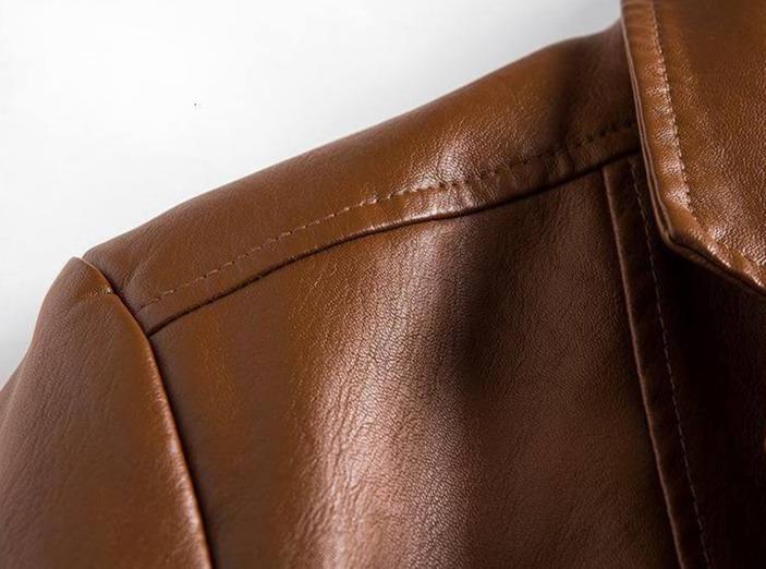Eksklusiv blazer i svart lammeskinn - moderne snitt