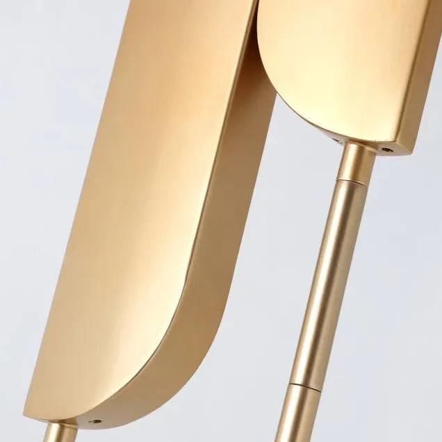 Gulvlampe med nordisk glasskule til stuen | livraina