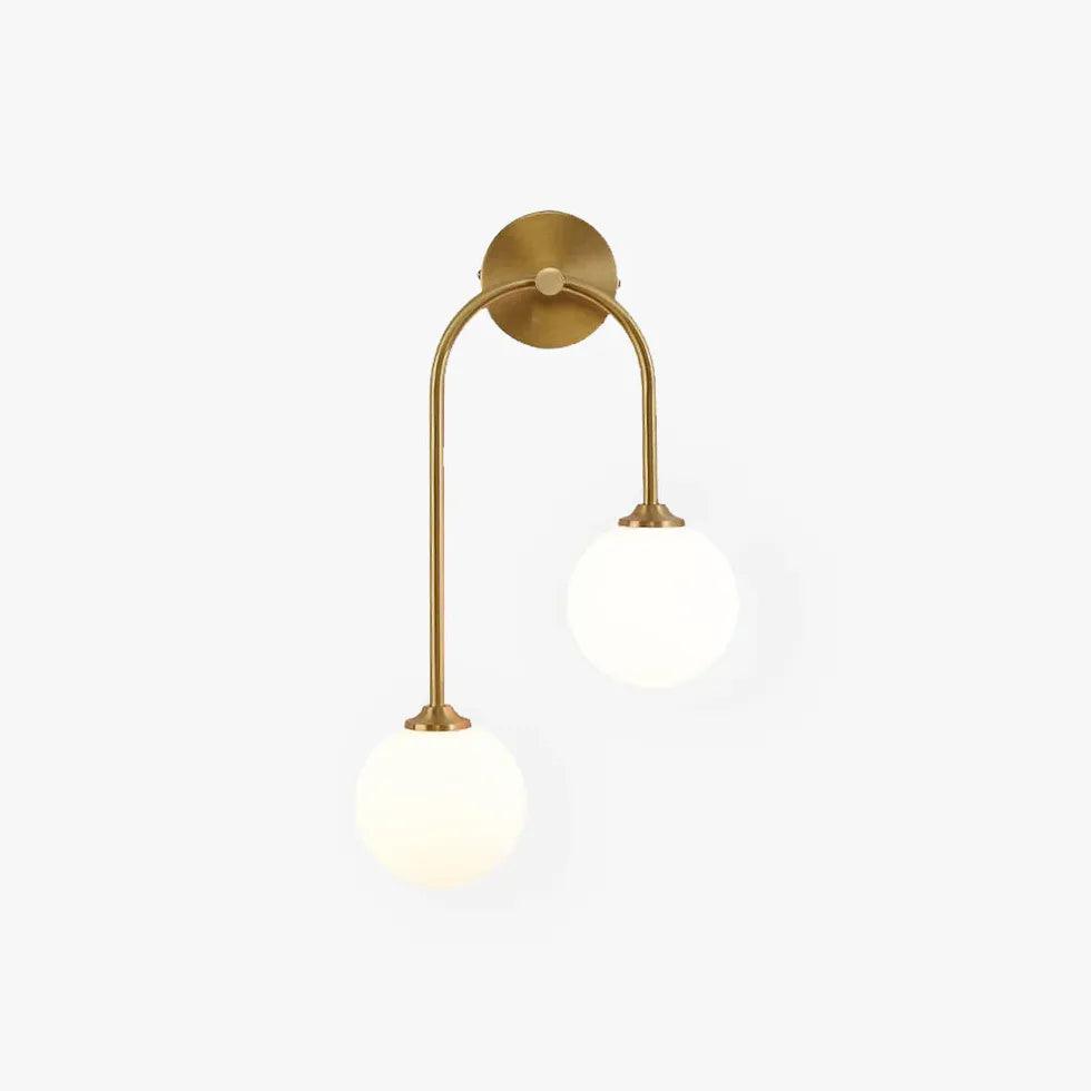 Messing-Wandleuchte mit Doppelglobus-Design | livraina