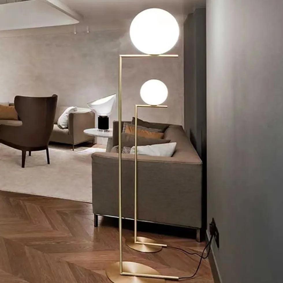 Lámparas de pie decorativas de vidrio blanco con forma de globo para salón | livraina