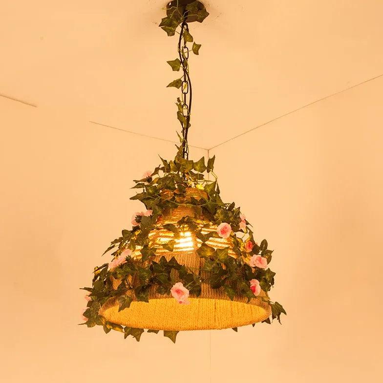 Vintage-pendellampe med dekorativt blomstertema | livraina