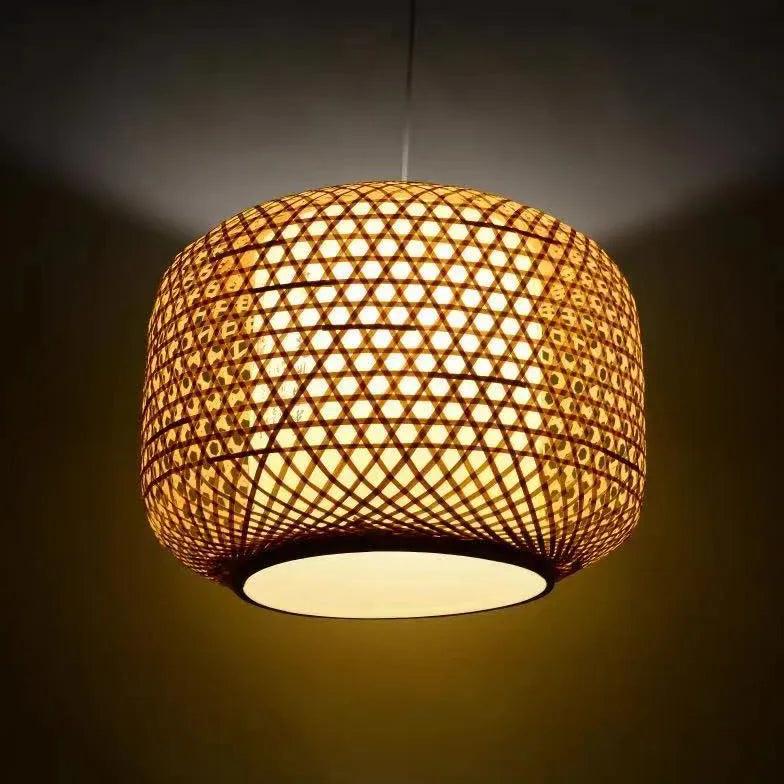 Kinesisk lanterne-pendellampe i rattan og bambus | livraina